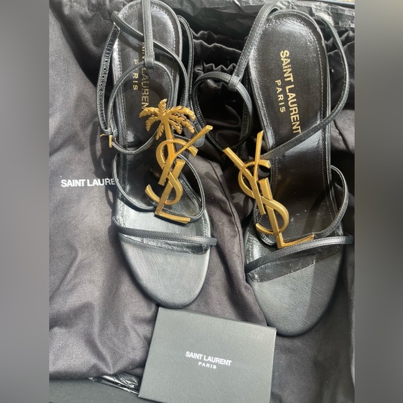 Ysl Cassandra Sandal -8.5 On Sale Now! Worn twice, EXCELLENT CONDITION - Picture 9 of 9